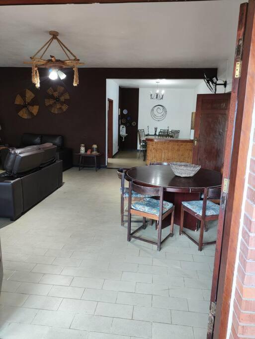 Maanaim Enseada Pe Na Areia Ubatuba-sp Casa de férias Ubatuba