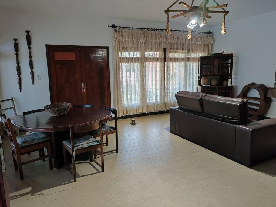 Maanaim Enseada Pe Na Areia Ubatuba-sp